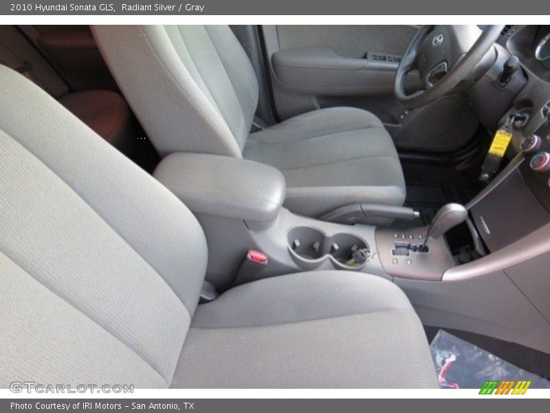 Radiant Silver / Gray 2010 Hyundai Sonata GLS