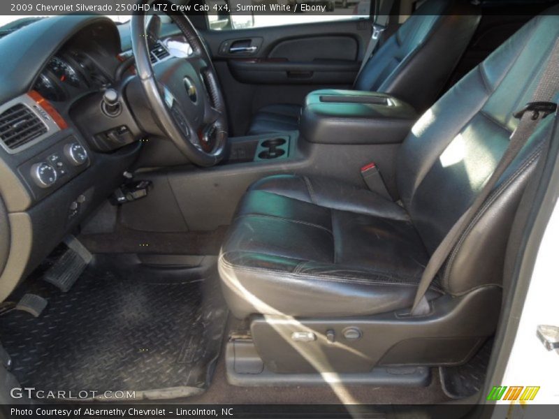 Front Seat of 2009 Silverado 2500HD LTZ Crew Cab 4x4