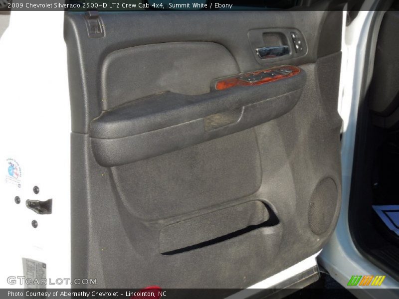 Summit White / Ebony 2009 Chevrolet Silverado 2500HD LTZ Crew Cab 4x4