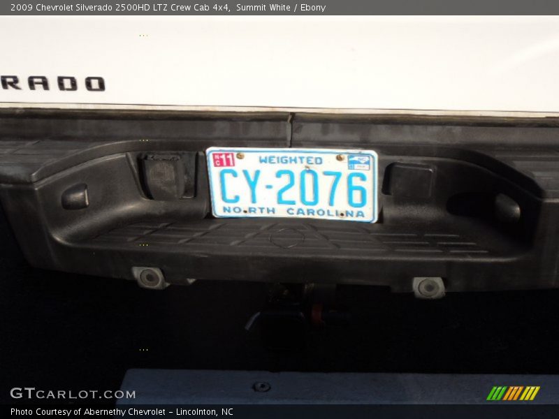 Summit White / Ebony 2009 Chevrolet Silverado 2500HD LTZ Crew Cab 4x4