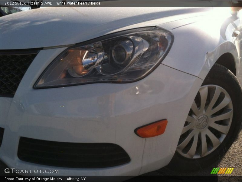 White Water Pearl / Beige 2012 Suzuki Kizashi S AWD