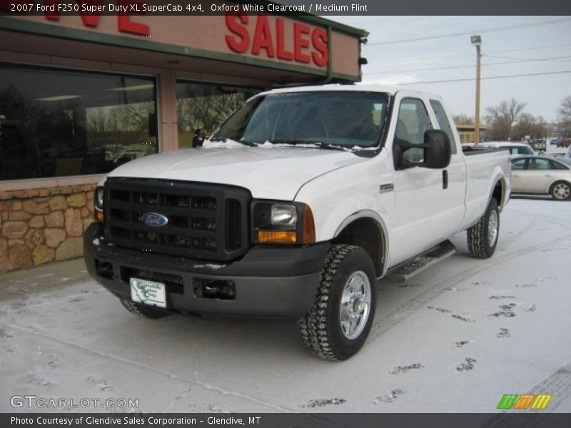 Oxford White Clearcoat / Medium Flint 2007 Ford F250 Super Duty XL SuperCab 4x4