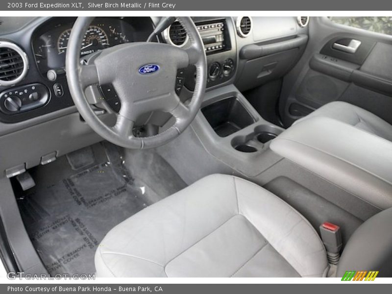 Flint Grey Interior - 2003 Expedition XLT 