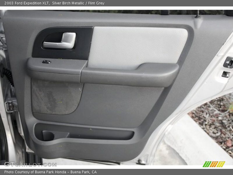 Silver Birch Metallic / Flint Grey 2003 Ford Expedition XLT