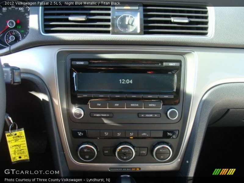 Night Blue Metallic / Titan Black 2012 Volkswagen Passat 2.5L S