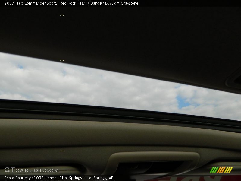 Red Rock Pearl / Dark Khaki/Light Graystone 2007 Jeep Commander Sport