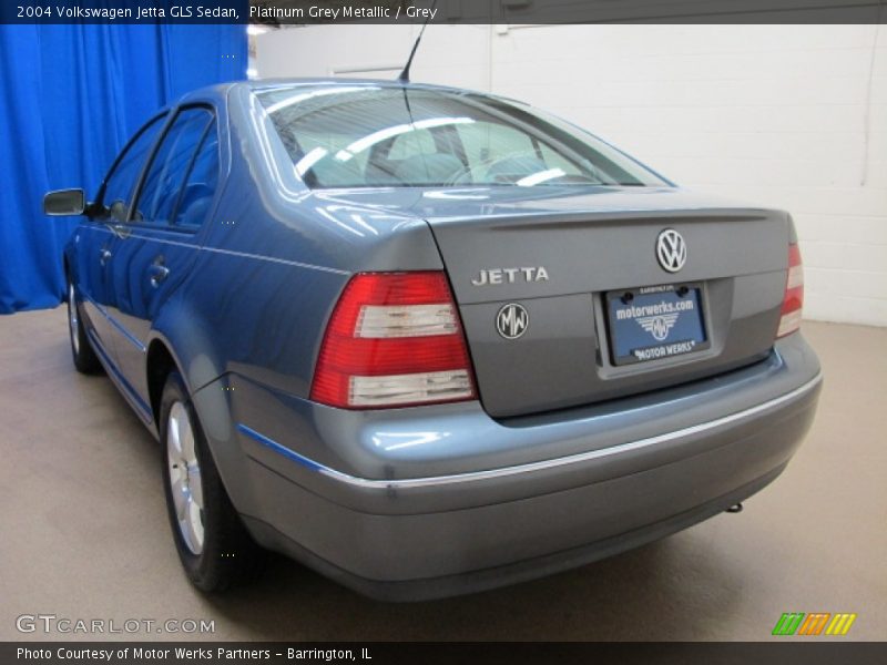 Platinum Grey Metallic / Grey 2004 Volkswagen Jetta GLS Sedan