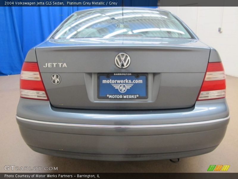 Platinum Grey Metallic / Grey 2004 Volkswagen Jetta GLS Sedan