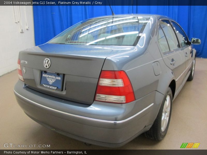 Platinum Grey Metallic / Grey 2004 Volkswagen Jetta GLS Sedan