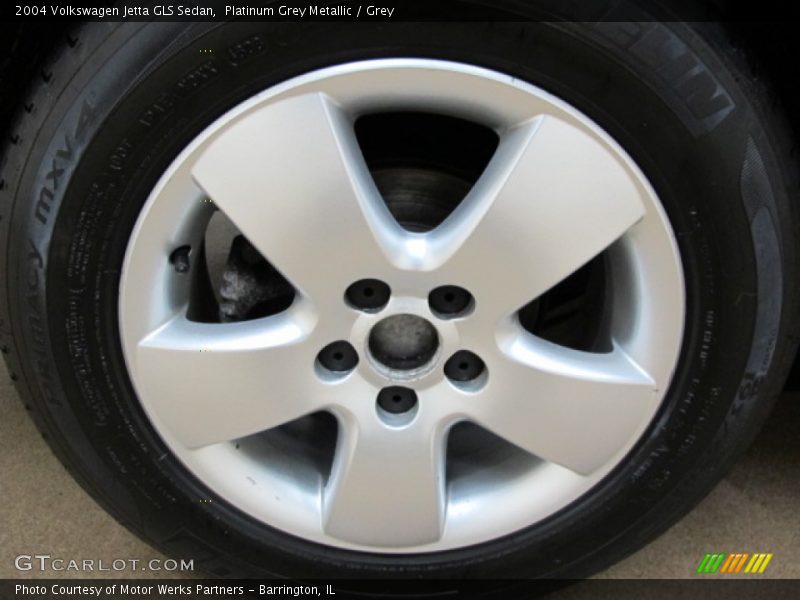 Platinum Grey Metallic / Grey 2004 Volkswagen Jetta GLS Sedan