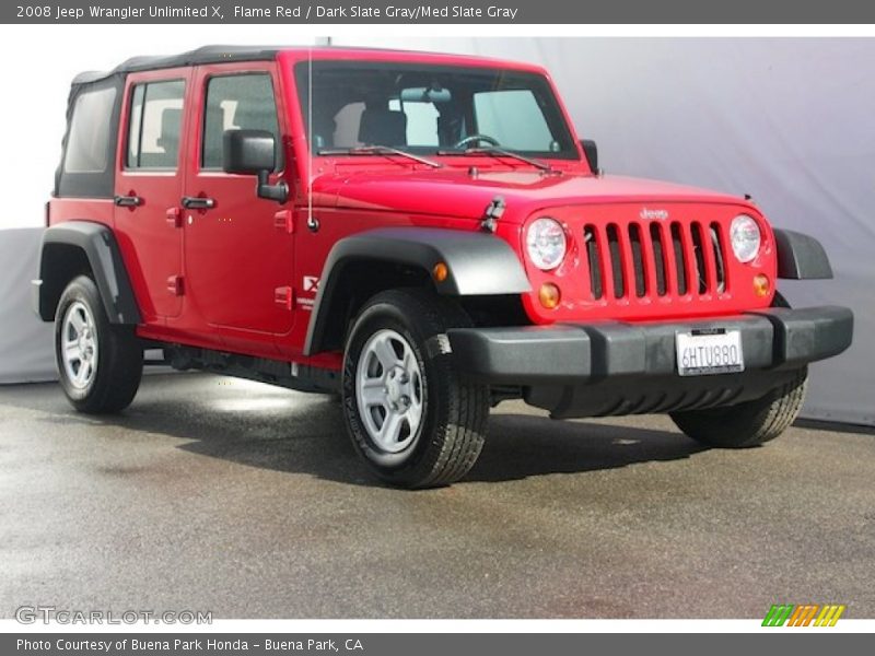 Front 3/4 View of 2008 Wrangler Unlimited X