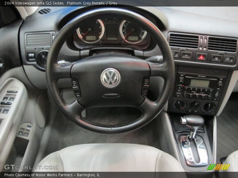 Platinum Grey Metallic / Grey 2004 Volkswagen Jetta GLS Sedan