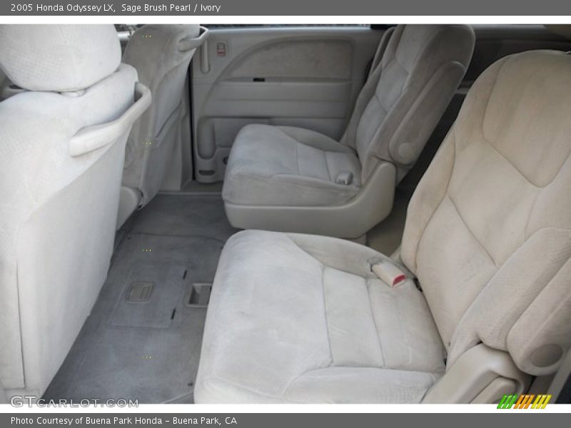 Sage Brush Pearl / Ivory 2005 Honda Odyssey LX