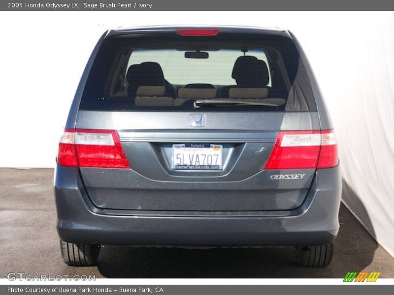Sage Brush Pearl / Ivory 2005 Honda Odyssey LX