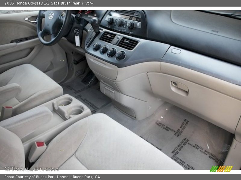 Sage Brush Pearl / Ivory 2005 Honda Odyssey LX