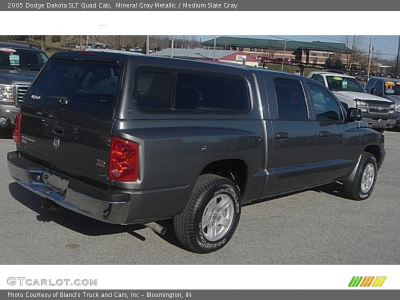 Mineral Gray Metallic / Medium Slate Gray 2005 Dodge Dakota SLT Quad Cab