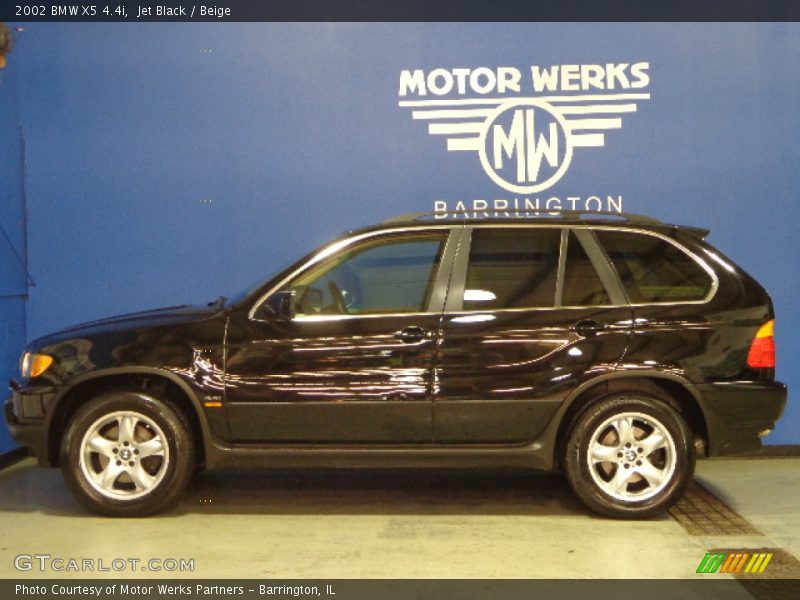 Jet Black / Beige 2002 BMW X5 4.4i