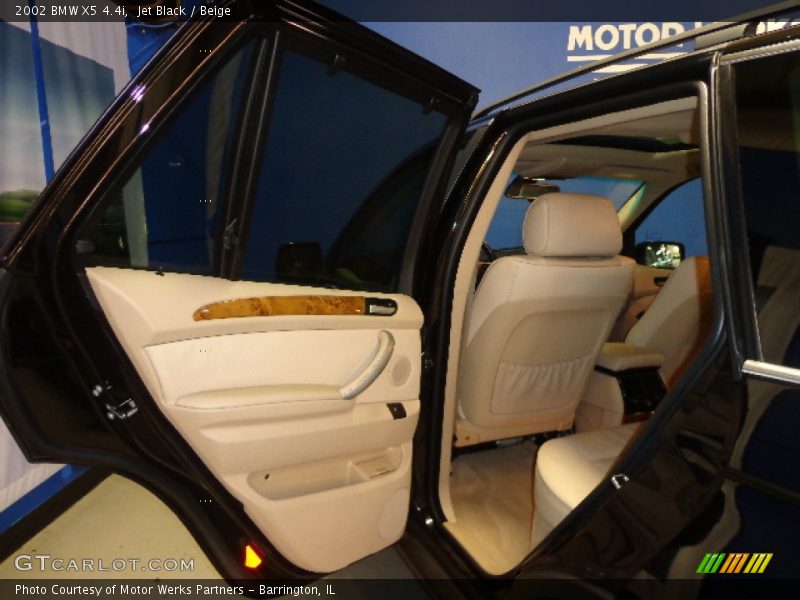 Jet Black / Beige 2002 BMW X5 4.4i