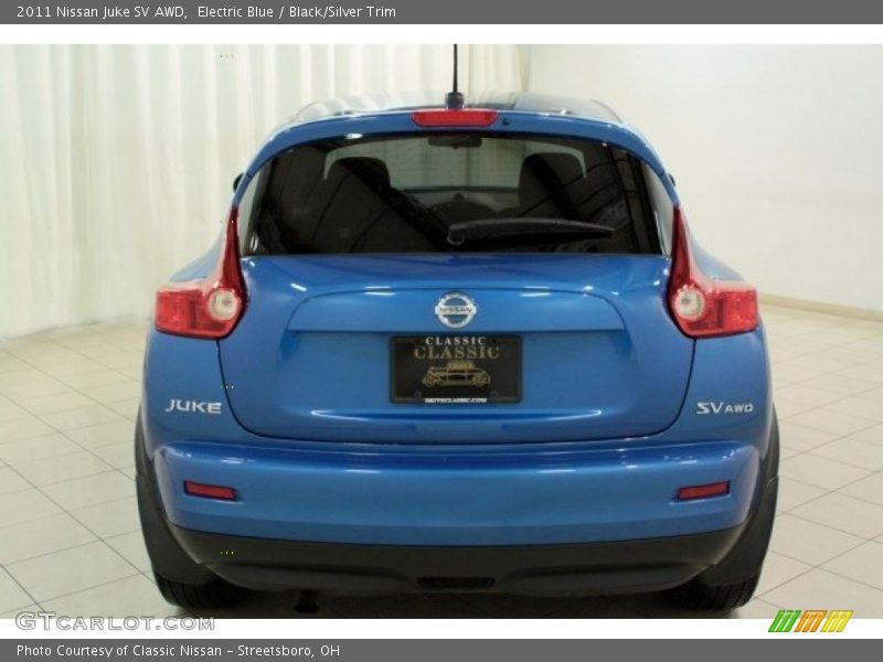 Electric Blue / Black/Silver Trim 2011 Nissan Juke SV AWD