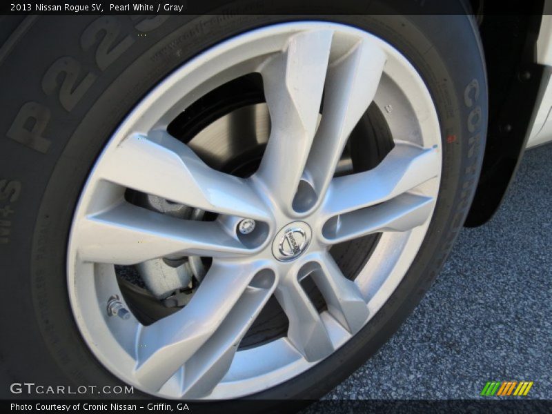 Pearl White / Gray 2013 Nissan Rogue SV