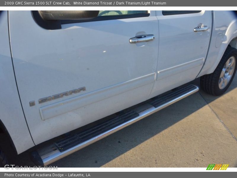 White Diamond Tricoat / Dark Titanium/Light Titanium 2009 GMC Sierra 1500 SLT Crew Cab