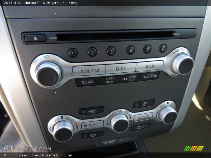 Controls of 2013 Murano SL