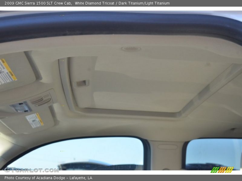 White Diamond Tricoat / Dark Titanium/Light Titanium 2009 GMC Sierra 1500 SLT Crew Cab