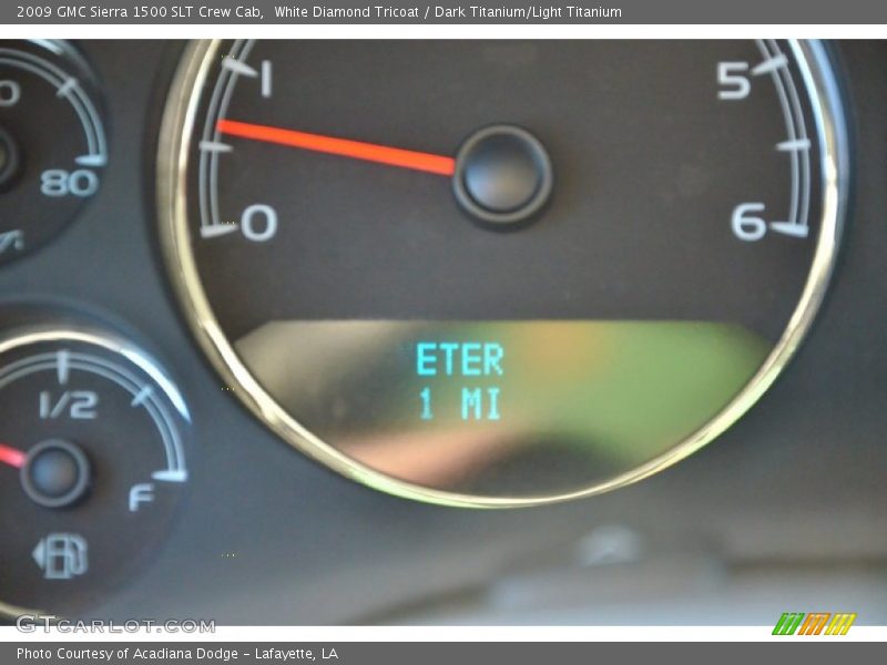 White Diamond Tricoat / Dark Titanium/Light Titanium 2009 GMC Sierra 1500 SLT Crew Cab