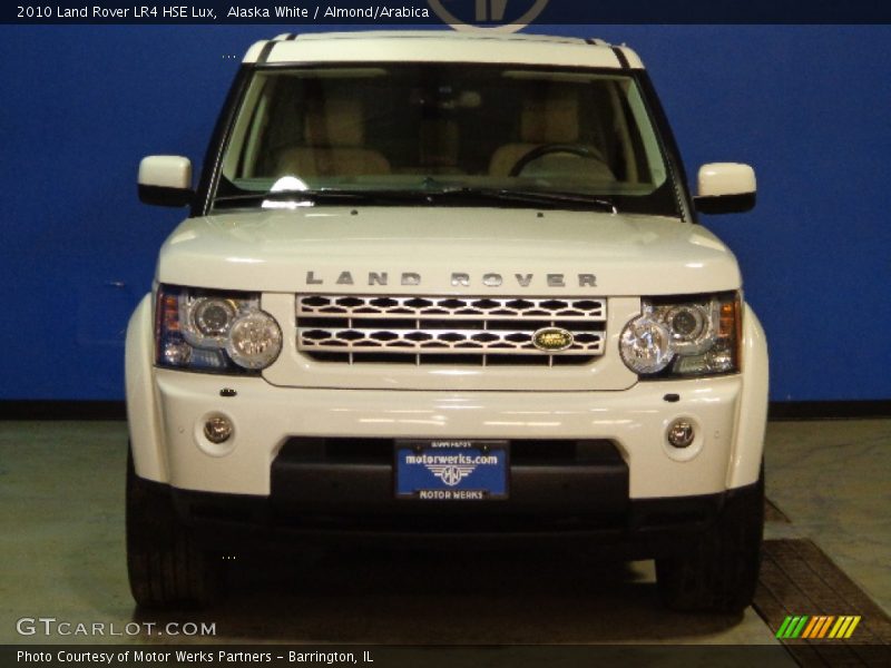 Alaska White / Almond/Arabica 2010 Land Rover LR4 HSE Lux