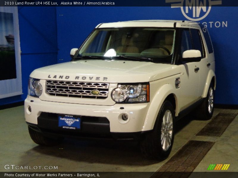 Alaska White / Almond/Arabica 2010 Land Rover LR4 HSE Lux