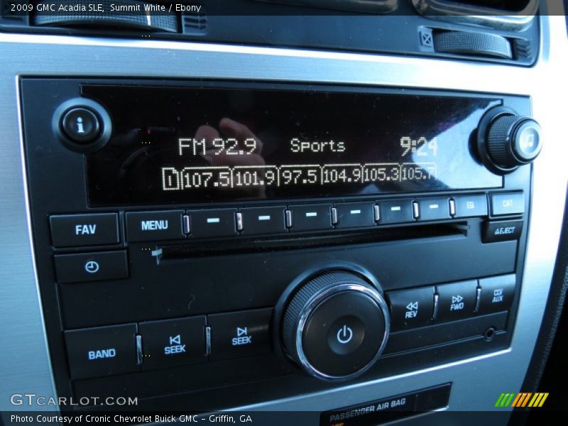 Summit White / Ebony 2009 GMC Acadia SLE