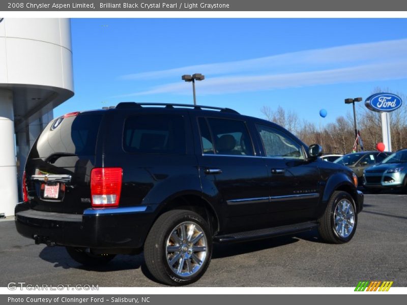 Brilliant Black Crystal Pearl / Light Graystone 2008 Chrysler Aspen Limited