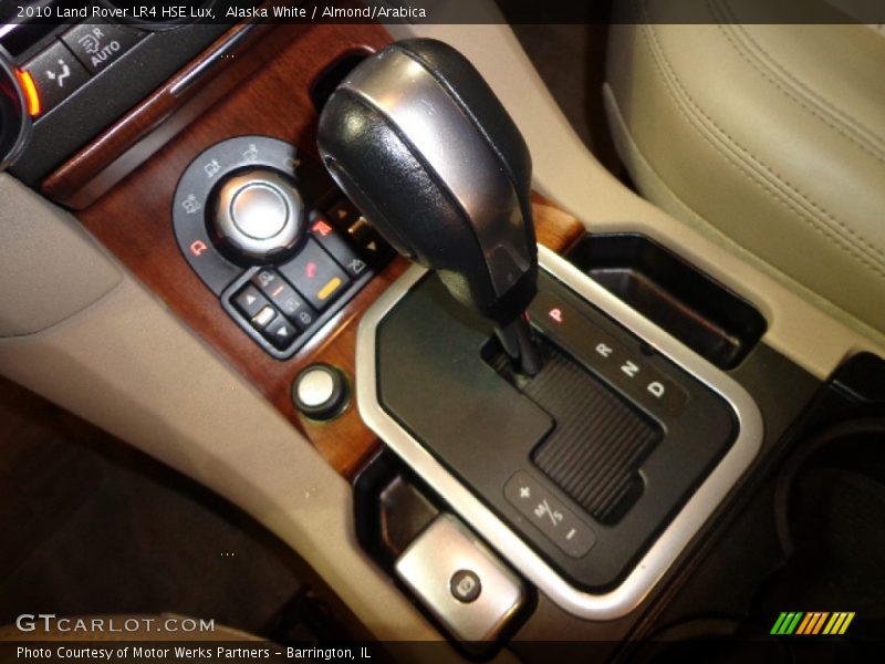 Alaska White / Almond/Arabica 2010 Land Rover LR4 HSE Lux