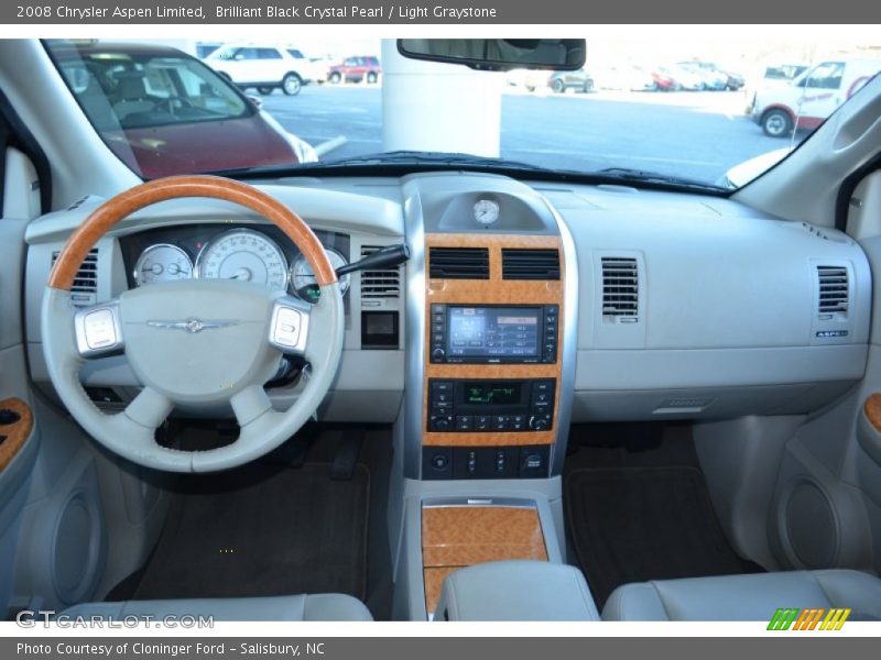 Brilliant Black Crystal Pearl / Light Graystone 2008 Chrysler Aspen Limited