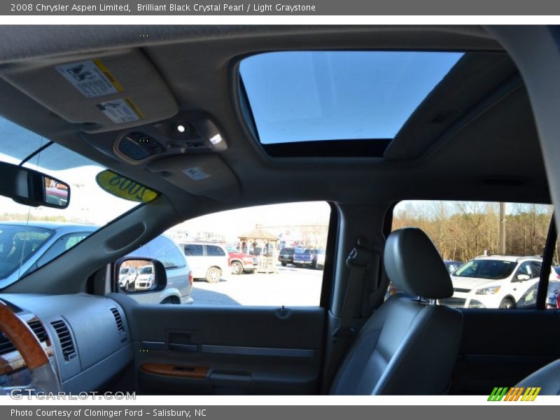 Brilliant Black Crystal Pearl / Light Graystone 2008 Chrysler Aspen Limited