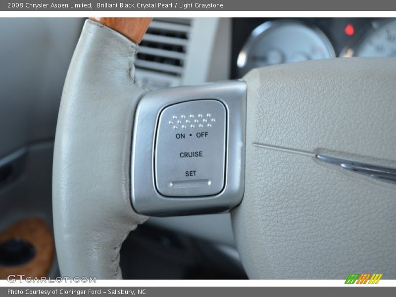 Brilliant Black Crystal Pearl / Light Graystone 2008 Chrysler Aspen Limited