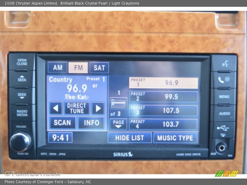 Brilliant Black Crystal Pearl / Light Graystone 2008 Chrysler Aspen Limited