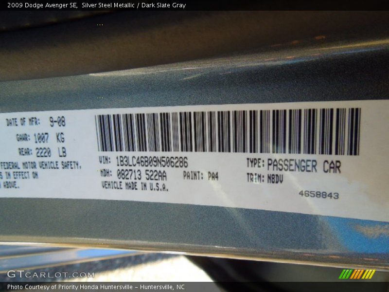 Silver Steel Metallic / Dark Slate Gray 2009 Dodge Avenger SE