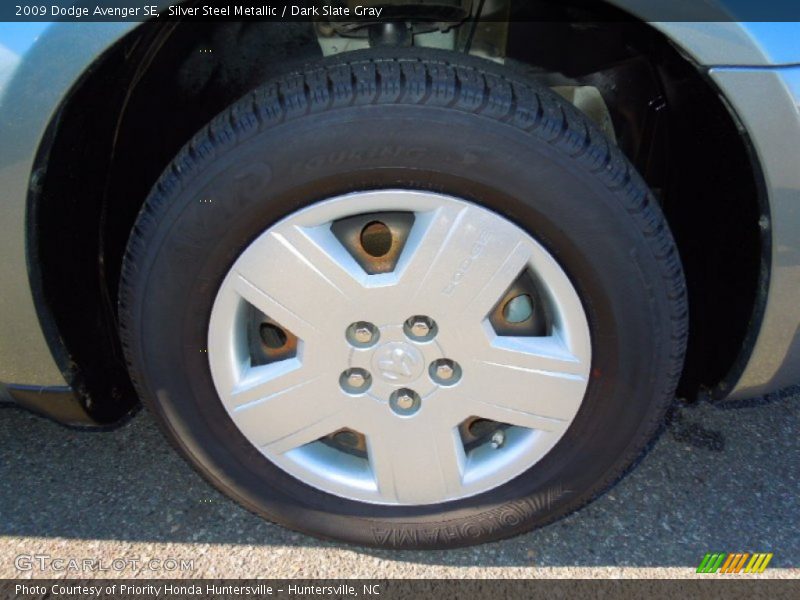 Silver Steel Metallic / Dark Slate Gray 2009 Dodge Avenger SE