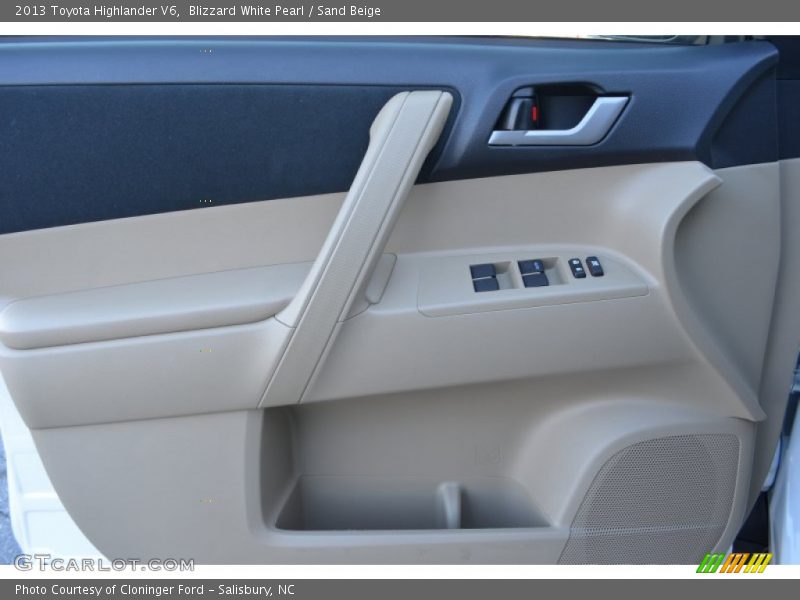 Blizzard White Pearl / Sand Beige 2013 Toyota Highlander V6
