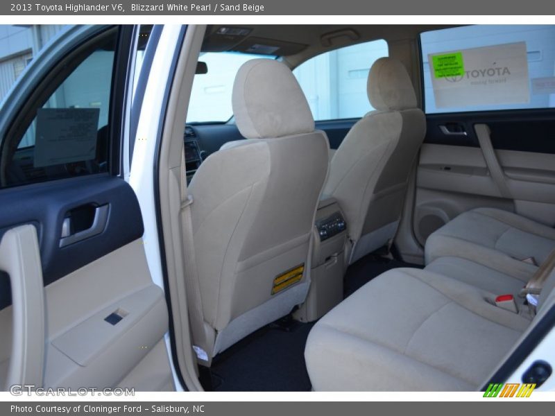 Blizzard White Pearl / Sand Beige 2013 Toyota Highlander V6