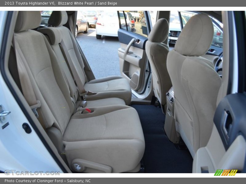 Blizzard White Pearl / Sand Beige 2013 Toyota Highlander V6