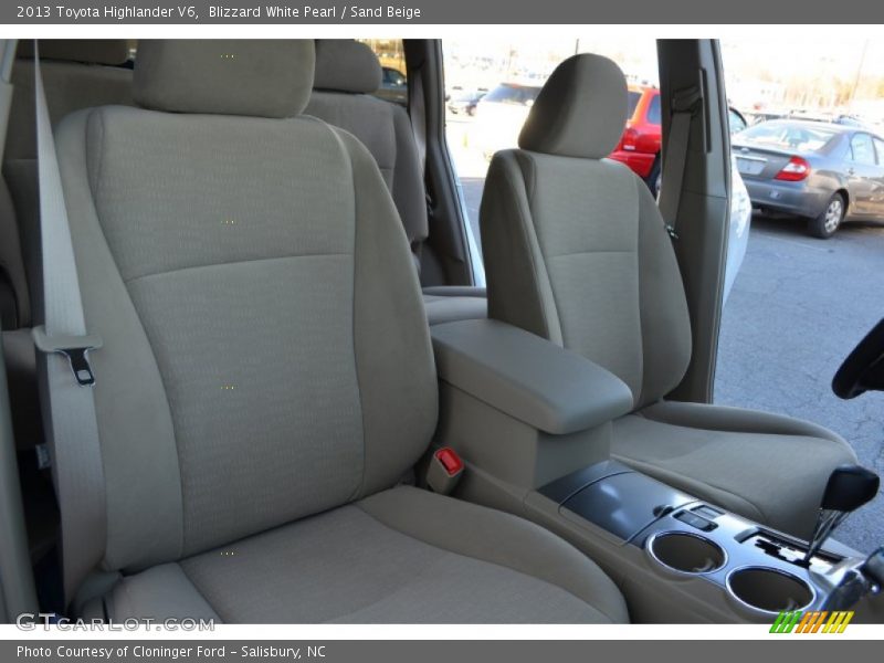 Blizzard White Pearl / Sand Beige 2013 Toyota Highlander V6