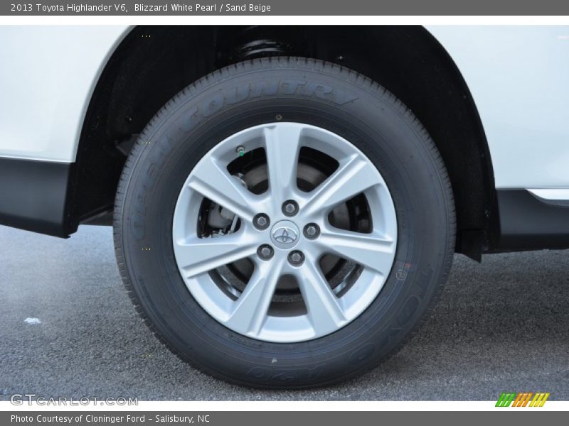 Blizzard White Pearl / Sand Beige 2013 Toyota Highlander V6