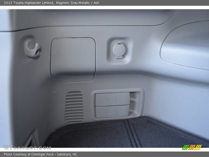 Magnetic Gray Metallic / Ash 2013 Toyota Highlander Limited