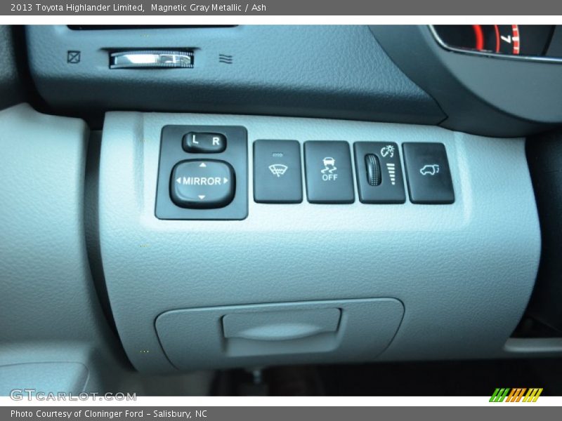 Controls of 2013 Highlander Limited