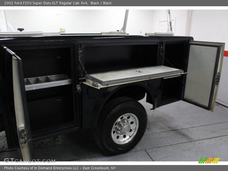 Black / Black 2002 Ford F350 Super Duty XLT Regular Cab 4x4