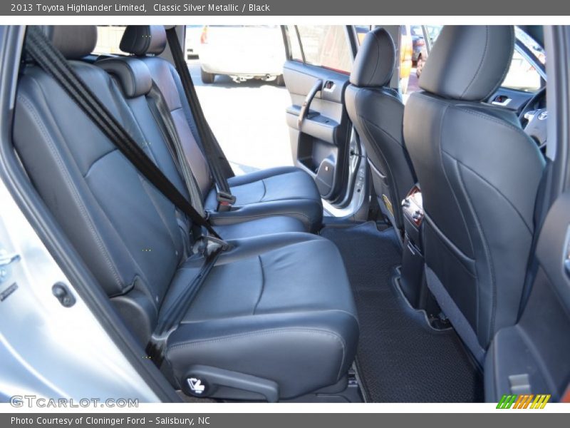 Classic Silver Metallic / Black 2013 Toyota Highlander Limited