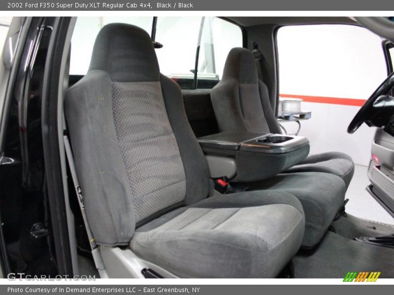  2002 F350 Super Duty XLT Regular Cab 4x4 Black Interior