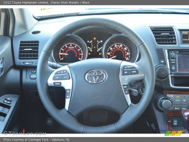 Classic Silver Metallic / Black 2013 Toyota Highlander Limited